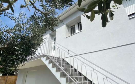 MAISON secteur " La Commanderie " à la toute limite BRESSON